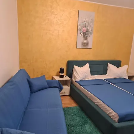 Garsoniera Luk Sunny Apartment Năvodari